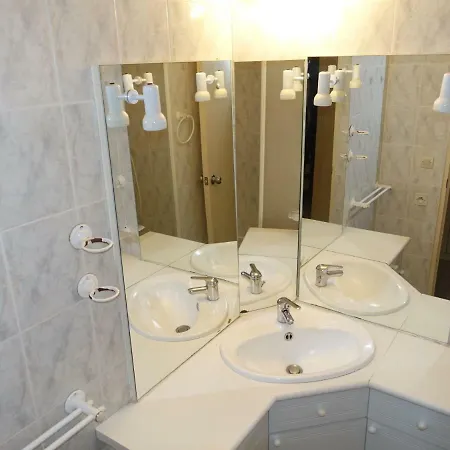 Rasidence Sablotel 아파트 아그